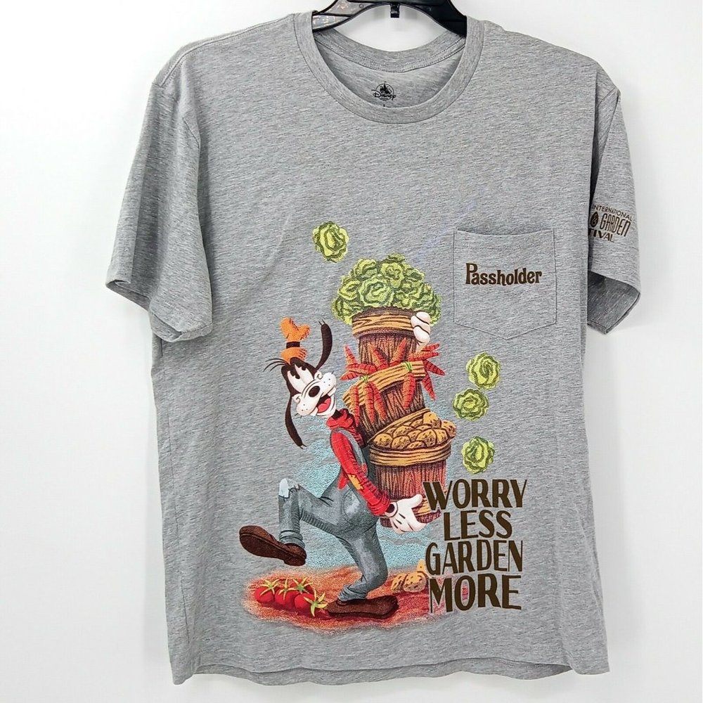 ^ NWT Epcot 2019 International Flower & Garden Goofy Passholder L T-Shirt …